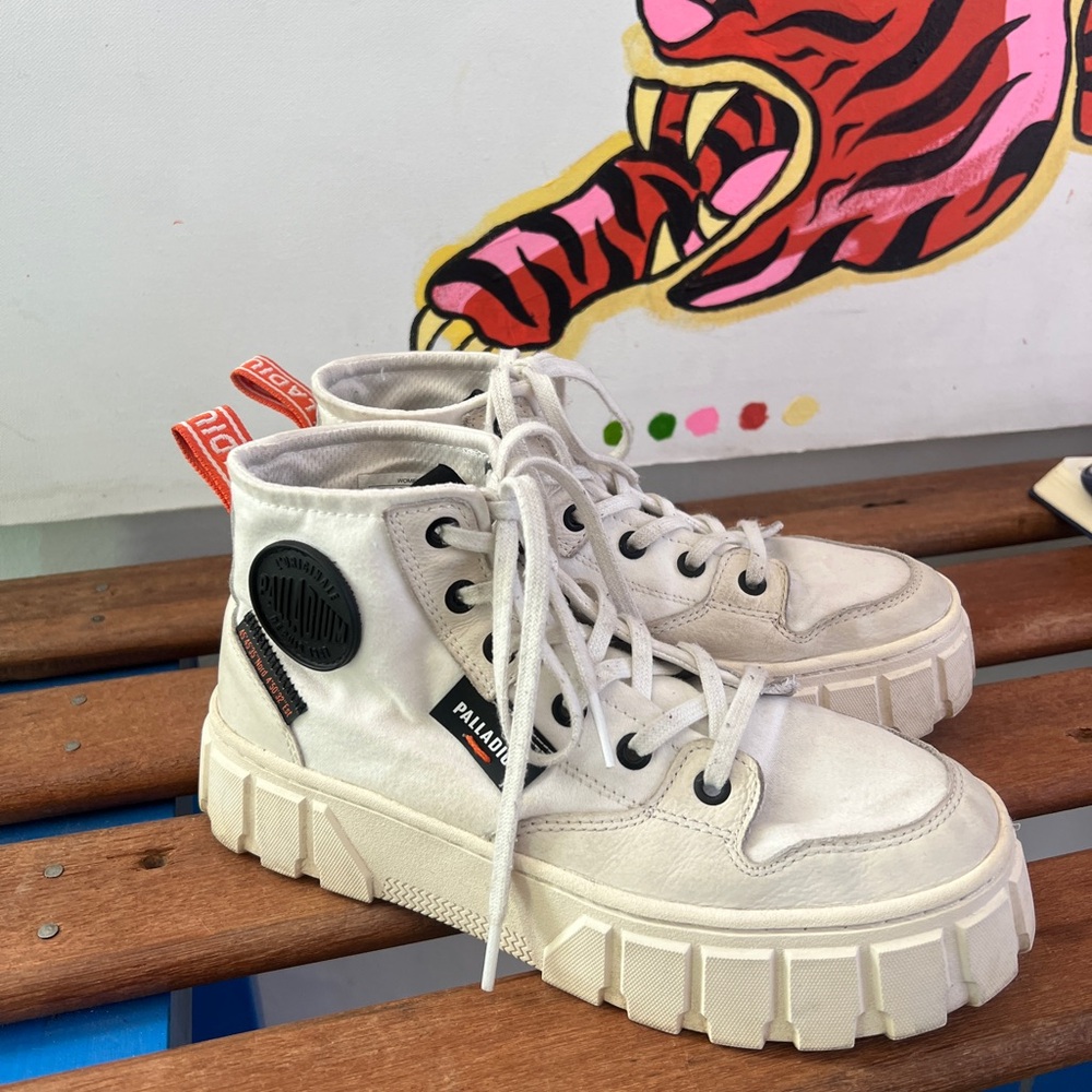 Palladium Women's Off-White High-Top Sneakers